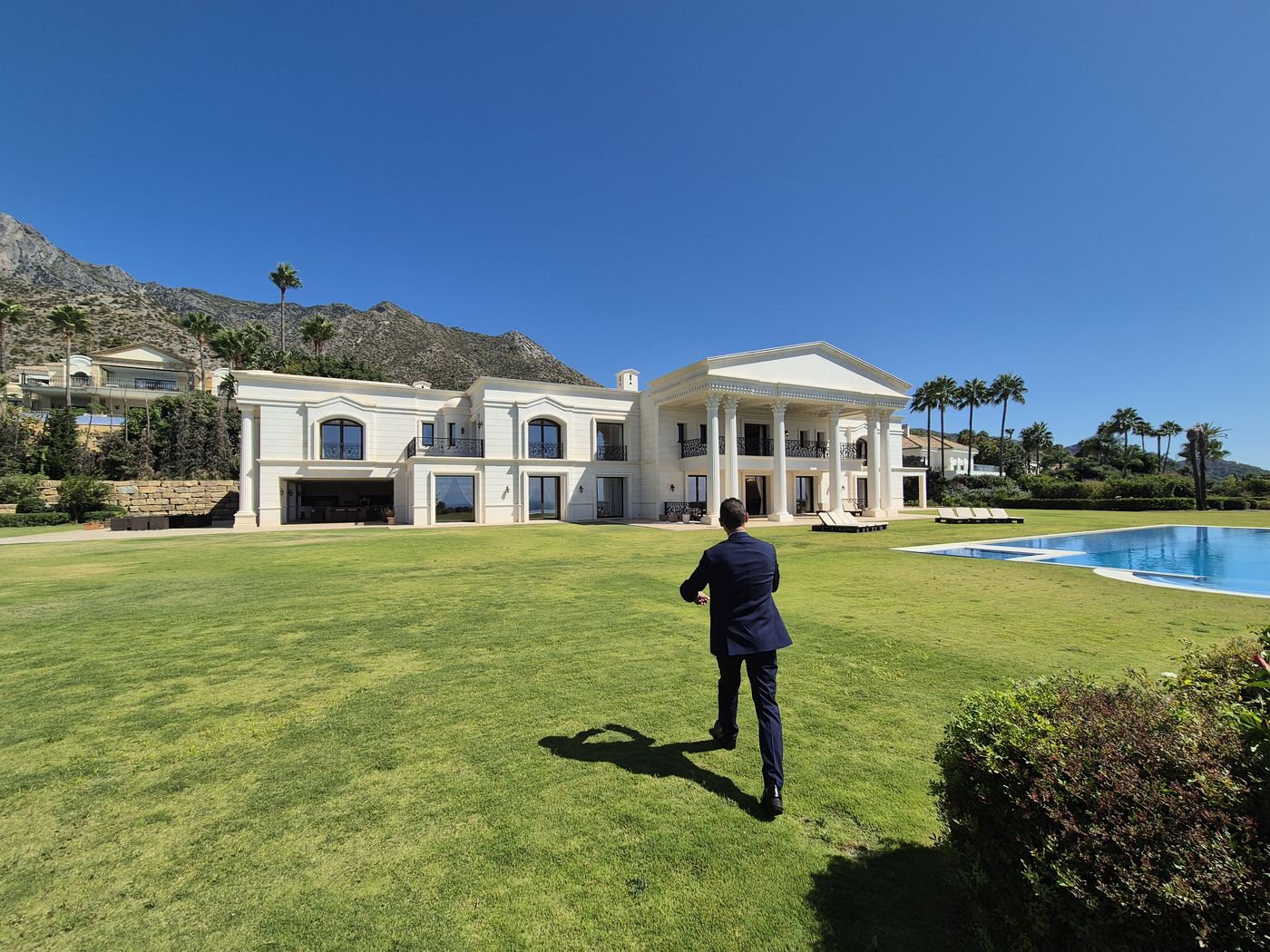 ClaudioVision — Claudio en Sierra Blanca, Marbella